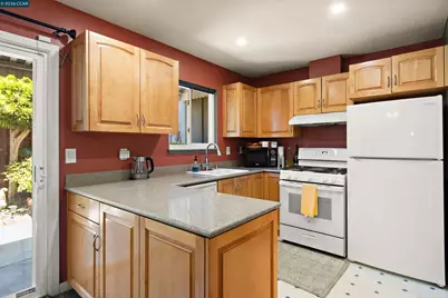 234 Park Ln, Richmond, CA 94803 - Photo 9