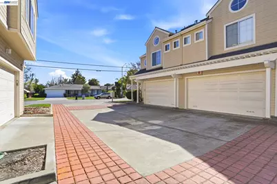 399 Bundy Ave, San Jose, CA 95117 - Photo 33