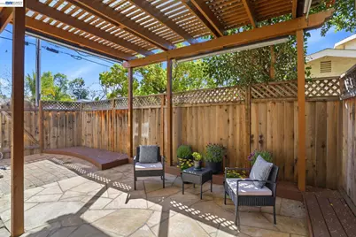 399 Bundy Ave, San Jose, CA 95117 - Photo 29