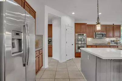 288 Pebble Beach Dr, Brentwood, CA 94513 - Photo 15