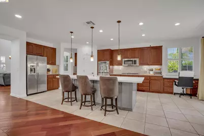 288 Pebble Beach Dr, Brentwood, CA 94513 - Photo 9