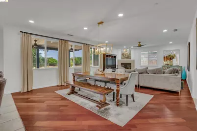 288 Pebble Beach Dr, Brentwood, CA 94513 - Photo 19