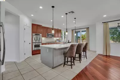 288 Pebble Beach Dr, Brentwood, CA 94513 - Photo 11