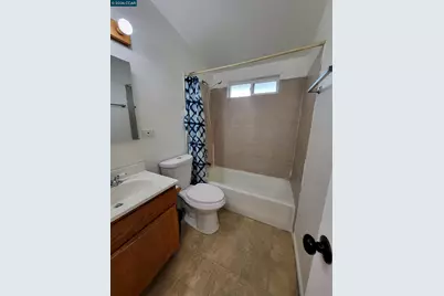 115 Danrose Dr, Vallejo, CA 94589 - Photo 17