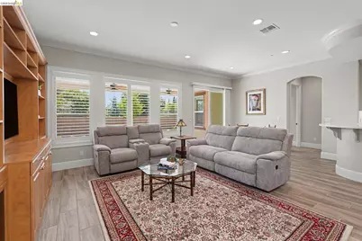 1696 Provence Ln, Brentwood, CA 94513 - Photo 15
