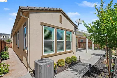 1696 Provence Ln, Brentwood, CA 94513 - Photo 31