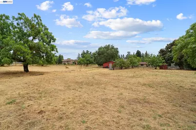 744 Mockingbird Ln, Pleasanton, CA 94566 - Photo 43