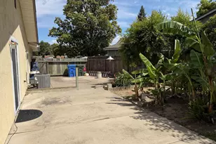 950 Lobos Ct, Manteca, CA 95336 - Photo 19