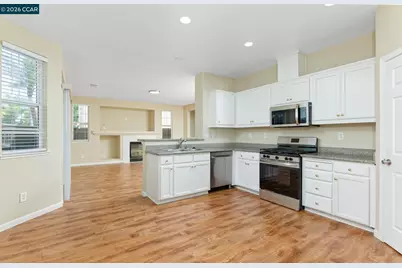 249 Comeabout Cir, Pittsburg, CA 94565 - Photo 13