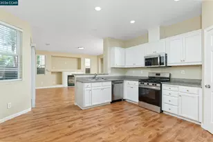 249 Comeabout Cir, Pittsburg, CA 94565 - Photo 13