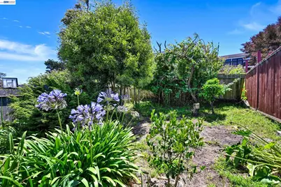 1047 Hanover, Daly City, CA 94014 - Photo 15