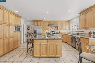 1740 Clayton Way, Concord, CA 94519 - Photo 9