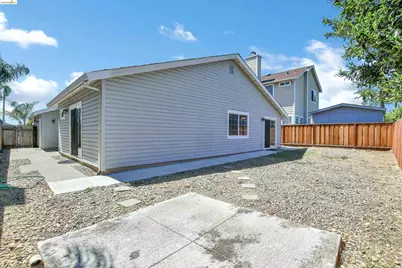 2076 Heartland Cir, Brentwood, CA 94513 - Photo 21