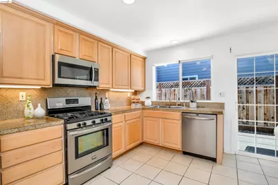 2076 Heartland Cir, Brentwood, CA 94513 - Photo 7