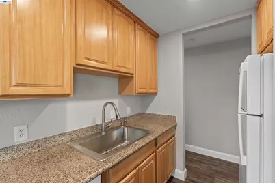975 Murrieta Blvd #5, Livermore, CA 94550 - Photo 9