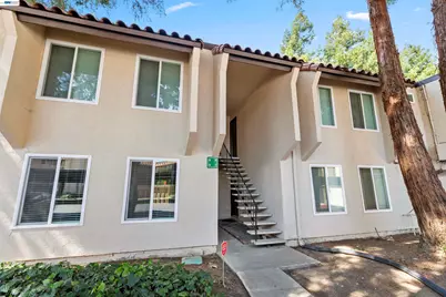 975 Murrieta Blvd #5, Livermore, CA 94550 - Photo 3