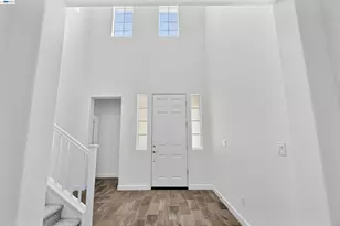 2609 Aurora Astorga Dr, Tracy, CA 95376 - Photo 3