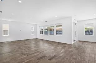 2609 Aurora Astorga Dr, Tracy, CA 95376 - Photo 15