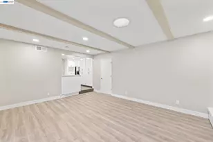 2481 Whitethorne, San Jose, CA 95128 - Photo 17