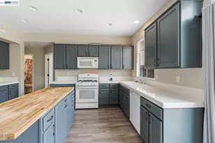 632 Skimmer Dr, Patterson, CA 95363 - Photo 23