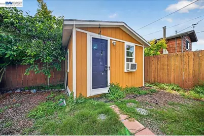 1175 Camelia St, Berkeley, CA 94702 - Photo 49