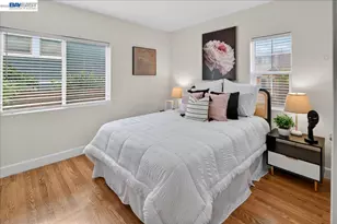 1175 Camelia St, Berkeley, CA 94702 - Photo 35