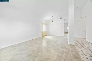1402 Legend Cir, Vallejo, CA 94591 - Photo 7