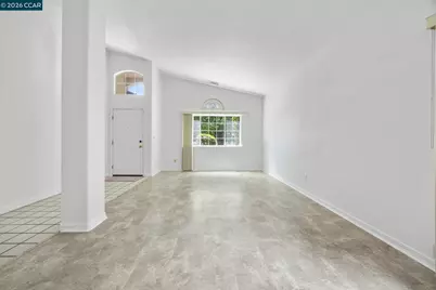 1402 Legend Circle, Vallejo, CA 94591 - Photo 11