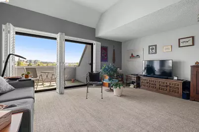 1 Embarcadero #353, Oakland, CA 94607 - Photo 7