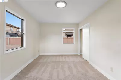 28122 10th St, Hayward, CA 94544 - Photo 33