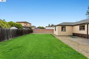 28122 10th St, Hayward, CA 94544 - Photo 37