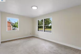 28122 10th St, Hayward, CA 94544 - Photo 23