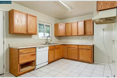 3937 Fargo Way, North Highlands, CA 95660 - Photo 3