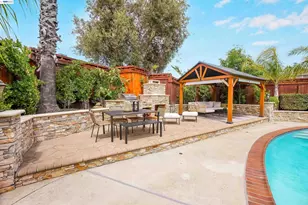 27734 Fallen Leaf Ct, Hayward, CA 94542 - Photo 45