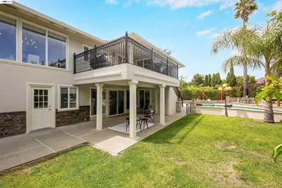 27734 Fallen Leaf Ct, Hayward, CA 94542 - Photo 53