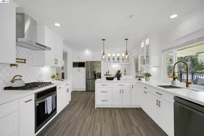 27734 Fallen Leaf Ct, Hayward, CA 94542 - Photo 9