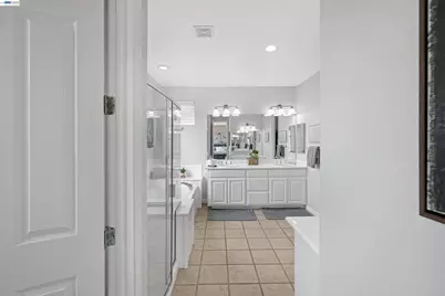 1574 Welford Cir, Hayward, CA 94544 - Photo 43