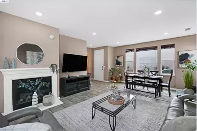 1574 Welford Cir, Hayward, CA 94544 - Photo 15