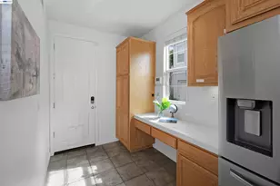 1574 Welford Cir, Hayward, CA 94544 - Photo 25