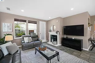 1574 Welford Cir, Hayward, CA 94544 - Photo 17