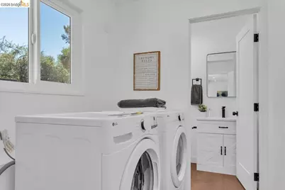 3830 Malcolm Ave, Oakland, CA 94605 - Photo 45