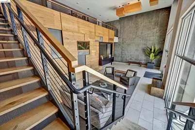 311 Oak St #Pent 9, Oakland, CA 94607 - Photo 3