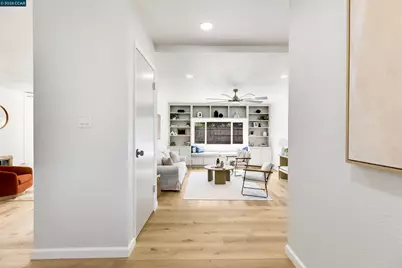 1750 Woodcrest Dr, Concord, CA 94521 - Photo 25