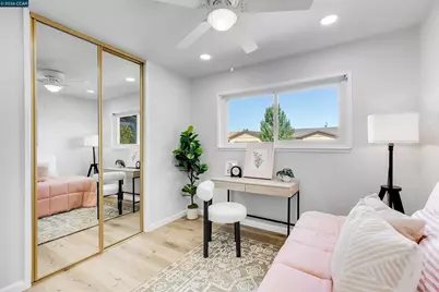 1750 Woodcrest Dr, Concord, CA 94521 - Photo 33