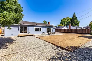 1750 Woodcrest Dr, Concord, CA 94521 - Photo 55