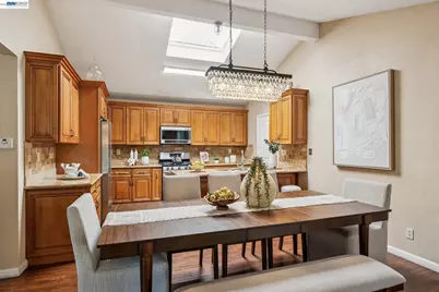 33166 Basswood Ave, Union City, CA 94587 - Photo 23