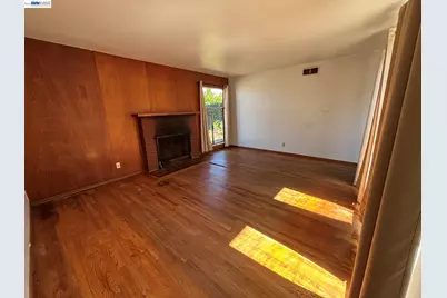 692 Borregas Ave, Sunnyvale, CA 94085 - Photo 3