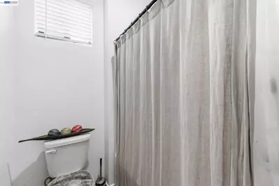 8949 Camino Colegio, Rohnert Park, CA 94928 - Photo 23