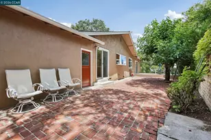 8 Bristol Ct, Pleasant Hill, CA 94523 - Photo 27