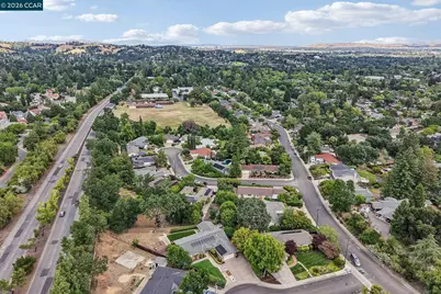 8 Bristol Ct, Pleasant Hill, CA 94523 - Photo 41